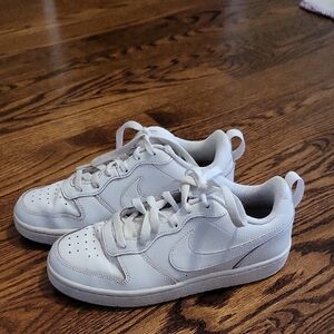 White Athletic Sneakers with Swoosh Logo